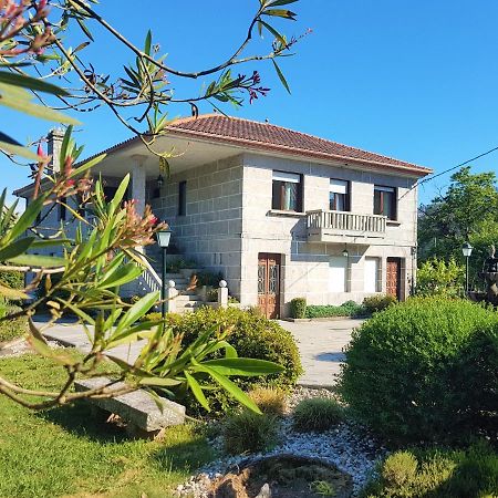 Villa O Eido de Celia Ponteareas Exterior foto