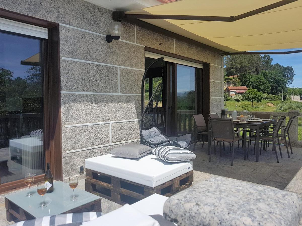 Villa O Eido de Celia Ponteareas Exterior foto