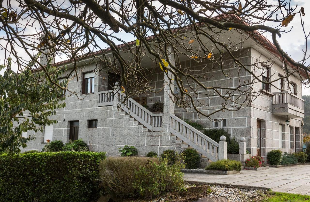 Villa O Eido de Celia Ponteareas Exterior foto